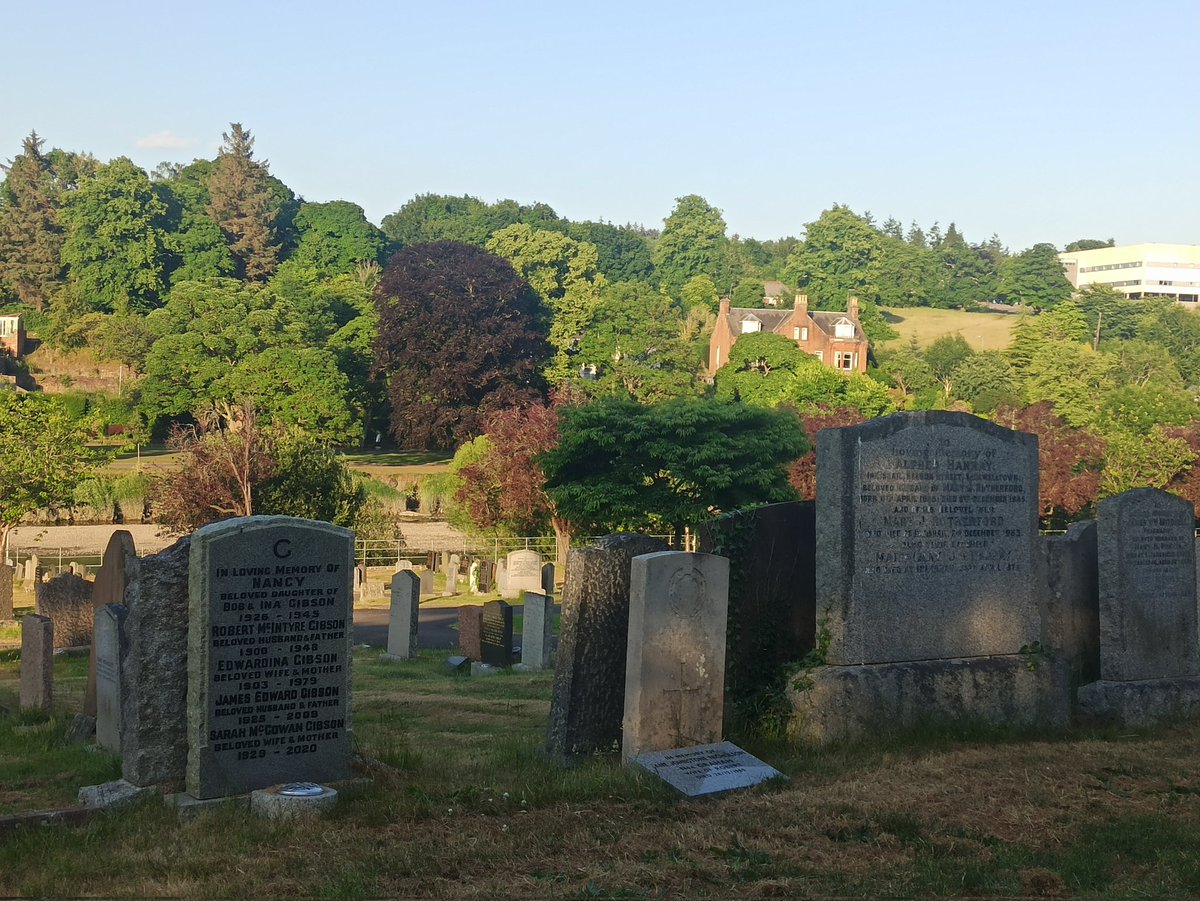 Graveyards (kirkyard here in Scotland) are such enjoyable places if they are part of, rather than separate from, the larger landscape and community. One of the many treasures of #DumfriesandGalloway is the Troqueer kirkyard on what feels like a high summer evening.