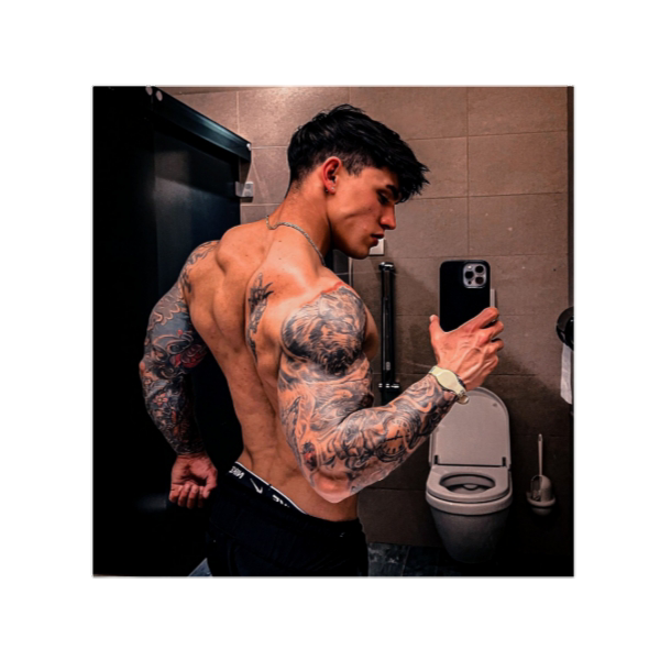 BASTARD_DAV's tweet photo. ㅤ

                         𝐃𝐀𝐕𝐈𝐃 𝐃𝐈𝐍𝐎𝐑
              Universitario. Hijo de Christian 
              Veintiocho. Gymrat. FratBoy.
              Verse(+Top) 𝟣,𝟪𝟢𝗆. Bisex. 

ㅤ https://t.co/LmkvZZfpNy
