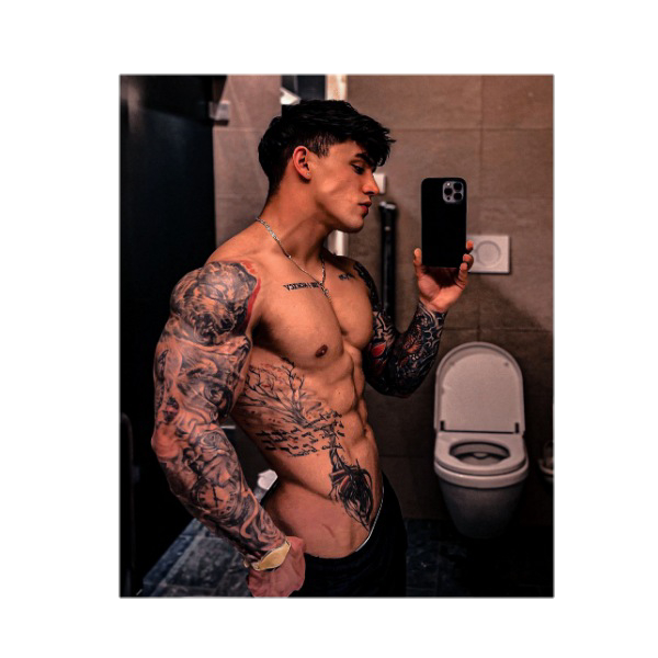 ㅤ

                         𝐃𝐀𝐕𝐈𝐃 𝐃𝐈𝐍𝐎𝐑
              Universitario. Hijo de Christian 
              Veintiocho. Gymrat. FratBoy.
              Verse(+Top) 𝟣,𝟪𝟢𝗆. Bisex. 

ㅤ