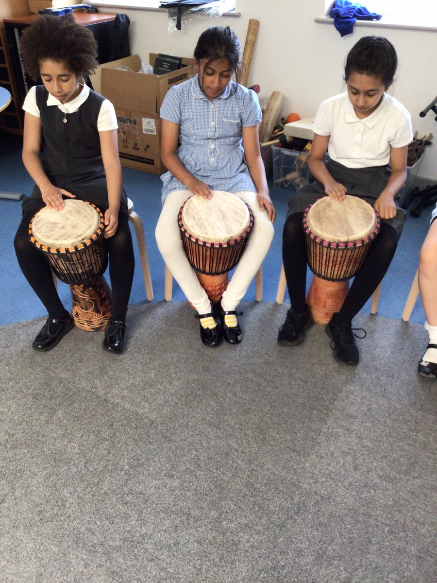 OABroadoak's tweet image. Finally, the slap tone. Produced by your fingers slapping near the rim. Dominant hand first then non-dominant. Pa/Ta #5MH #Y5 #performance
