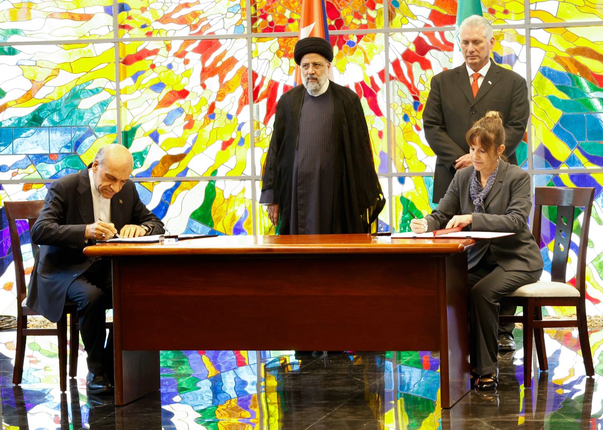 En marco de la visita oficial del Presidente iraní a #Cuba, <a href="/President_Raisi/">Ebrahim Raisi</a>, se firman 6️⃣ Acuerdos:

✅Acuerdo de cooperación integral.
✅MOU Intercancillerías.
✅MOU en materia de justicia.
✅MOU en materia de comunicaciones.
✅2 acuerdos para la cooperación aduanera.

🇨🇺🤝🇮🇷