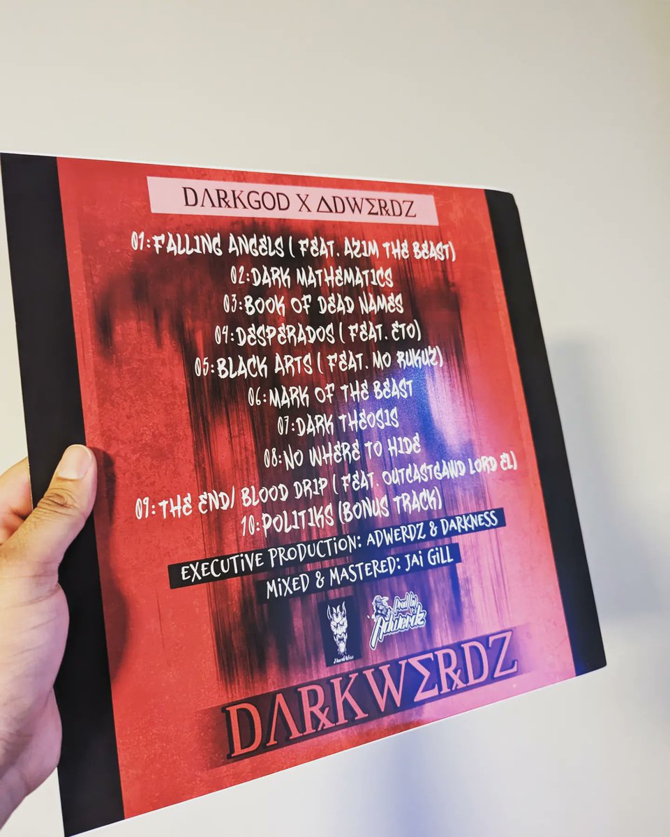 Darkness09300 tweet media