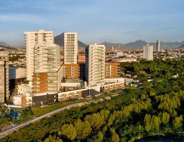 Desarrollador regio Triple A toma las riendas de Nuevo Sur; haría hasta 7 nuevas torres #comunidadplaneada #expansion #reservadetierra #edificacionvertical #departamentos #amenidades #50years #comingsoon (+Info. obrasyproyectos.home.blog/2023/06/15/des…)