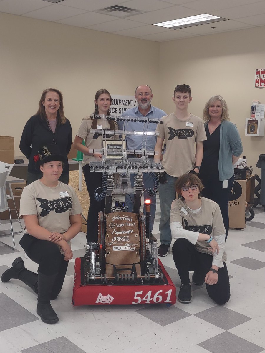 FRC5461VERN's tweet photo. Thank you Power Engineering for being such a generous sponsor!  Thanks for letting us show of what "Bruce" can do!
@PWREngineers @IdahoSTEMAC @ExploringLA https://t.co/DxRGMehE1y