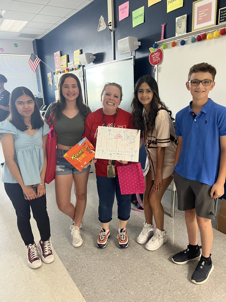 Becca Repass tweet media