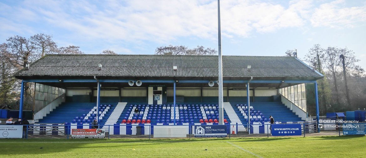 This Saturday we have the 1st of our clean up days this off season.

If you can spare some time whether it be 15 minutes or 2 hours, please pop along to Hanbury and lend a hand as we get ready for Pre-Season and the new season

Starting at 8:30am

#HHTFC (📸 - @TheOnionBag1)
