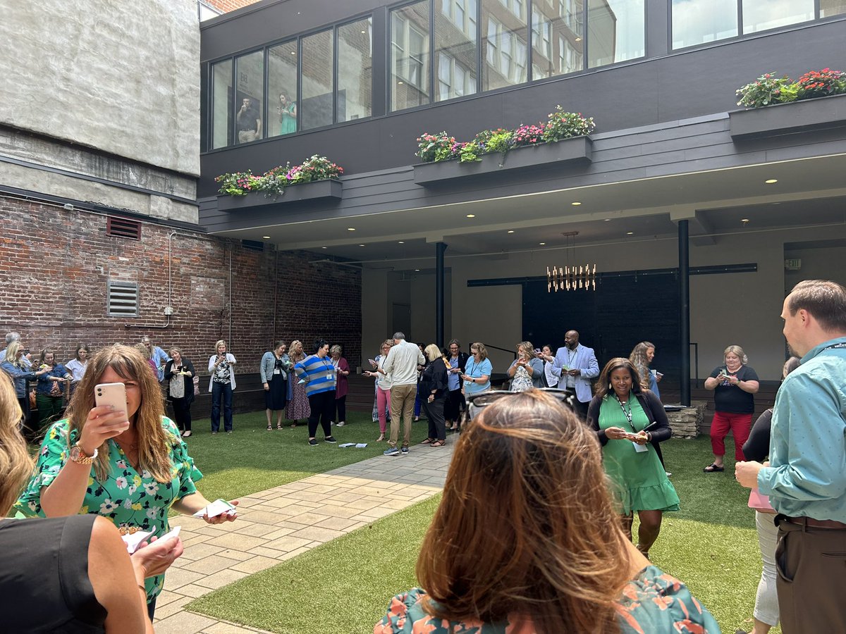 kimmott2's tweet photo. Ended this AMAZING professional learning with a butterfly release!!   Be a changer in your world!   So inspired! NKCES- Schools on Fire! #SOFIC @JamesACaywood @TheKCSD @NKCESKids1st https://t.co/4EltVdHUa9