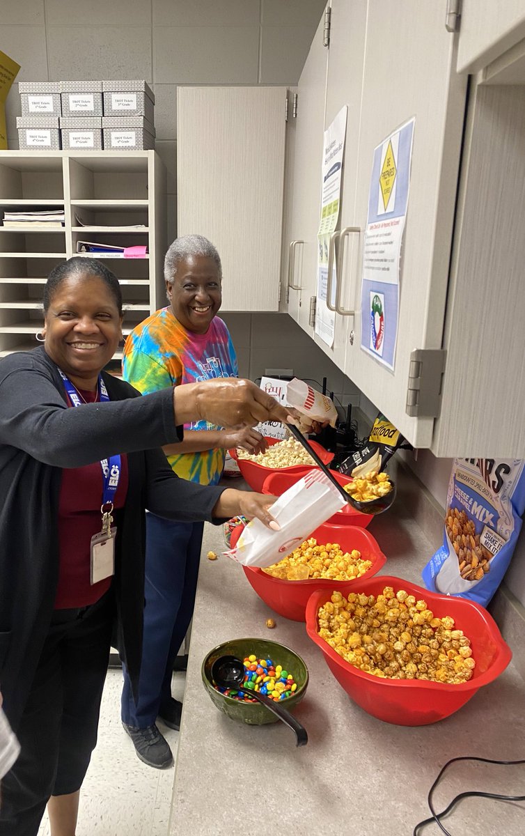 We are BURSTING with GRATITUDE ‼️

We continue to be grateful for our entire Jump Start staff for making sure our students are growing as learners & having fun at the same time. We showed them appreciation today with a sweet and salty popcorn & candy bar! 🍿 🍬 #mcjumpstart2023