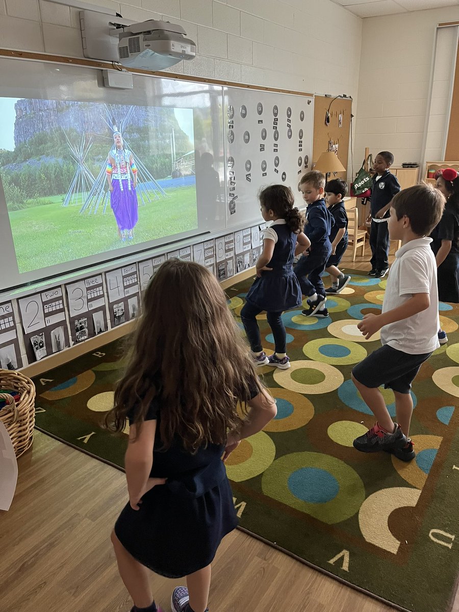 Ms. Ricci tweet media