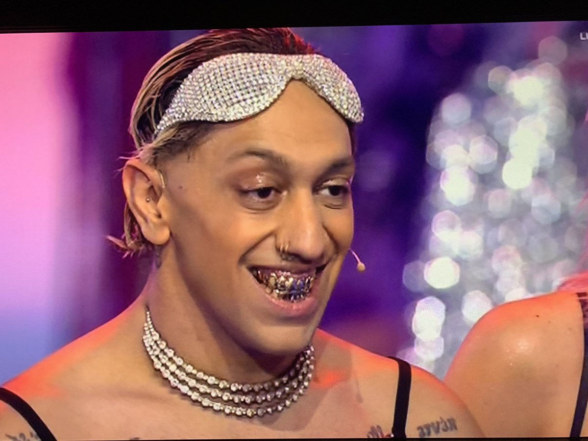 __philphil__'s tweet photo. UFO361 bei #gntm ?! https://t.co/rArqwxXQUw
