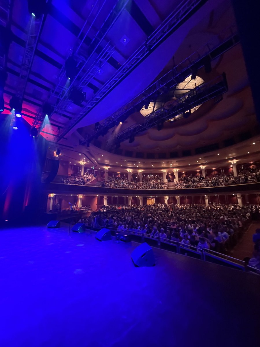 russellhoward's tweet photo. Brighton! This is going to be VERY fun… https://t.co/TqLvMNozwV