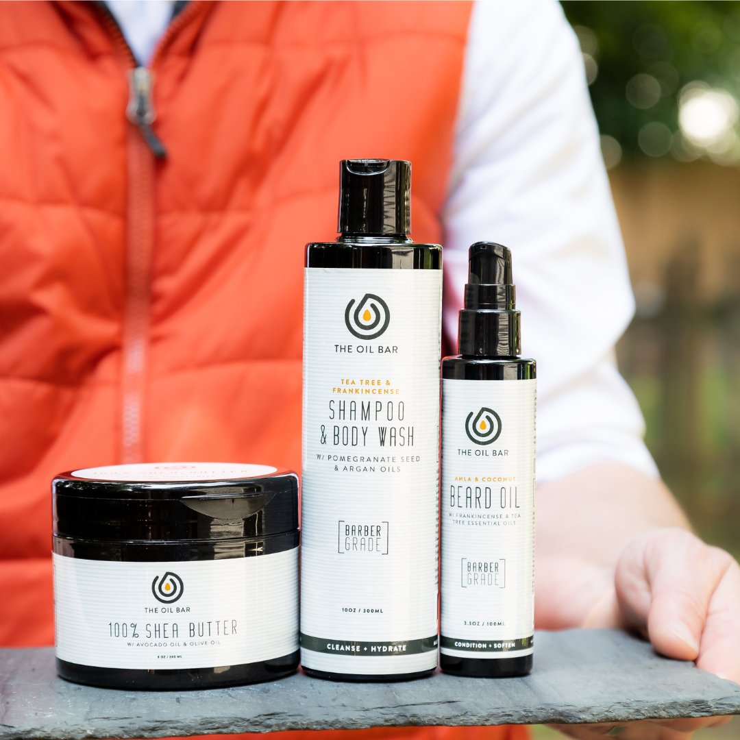 TheOilBar's tweet image. Even the wildest beards deserve a touch of grooming magic ✨ Transforming Dad's look with the help of our Men's Care Collection of grooming essentials. 

#GroomingMagic #TransformingLooks #DapperDad #GroomingEssentials #BeardGrooming #FatherDayGifts