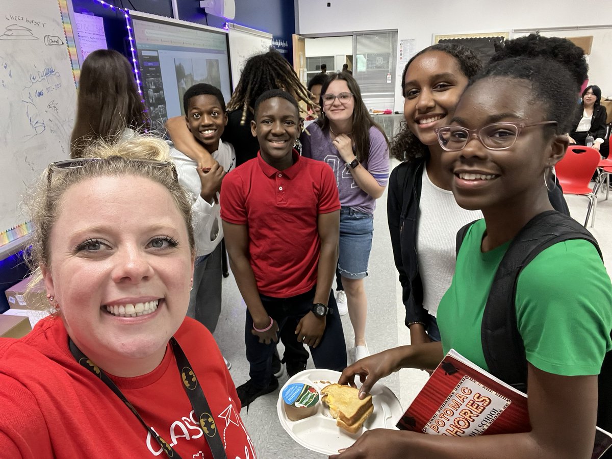 Becca Repass tweet media