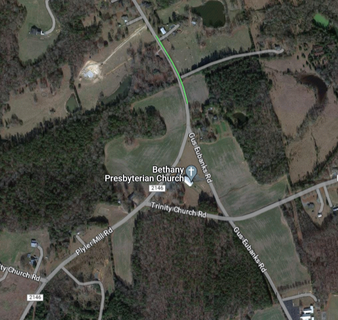 Clt_TrafficGuy's tweet photo. 🚒🚒Fire fighters are working to extinguish a wheat field on fire, on Gus Eubanks Rd near Plyler Mill Rd, just north of the state line.
#CltTraffic #UnionCo #Clt #NC #SC https://t.co/Sl0iF5o9cP