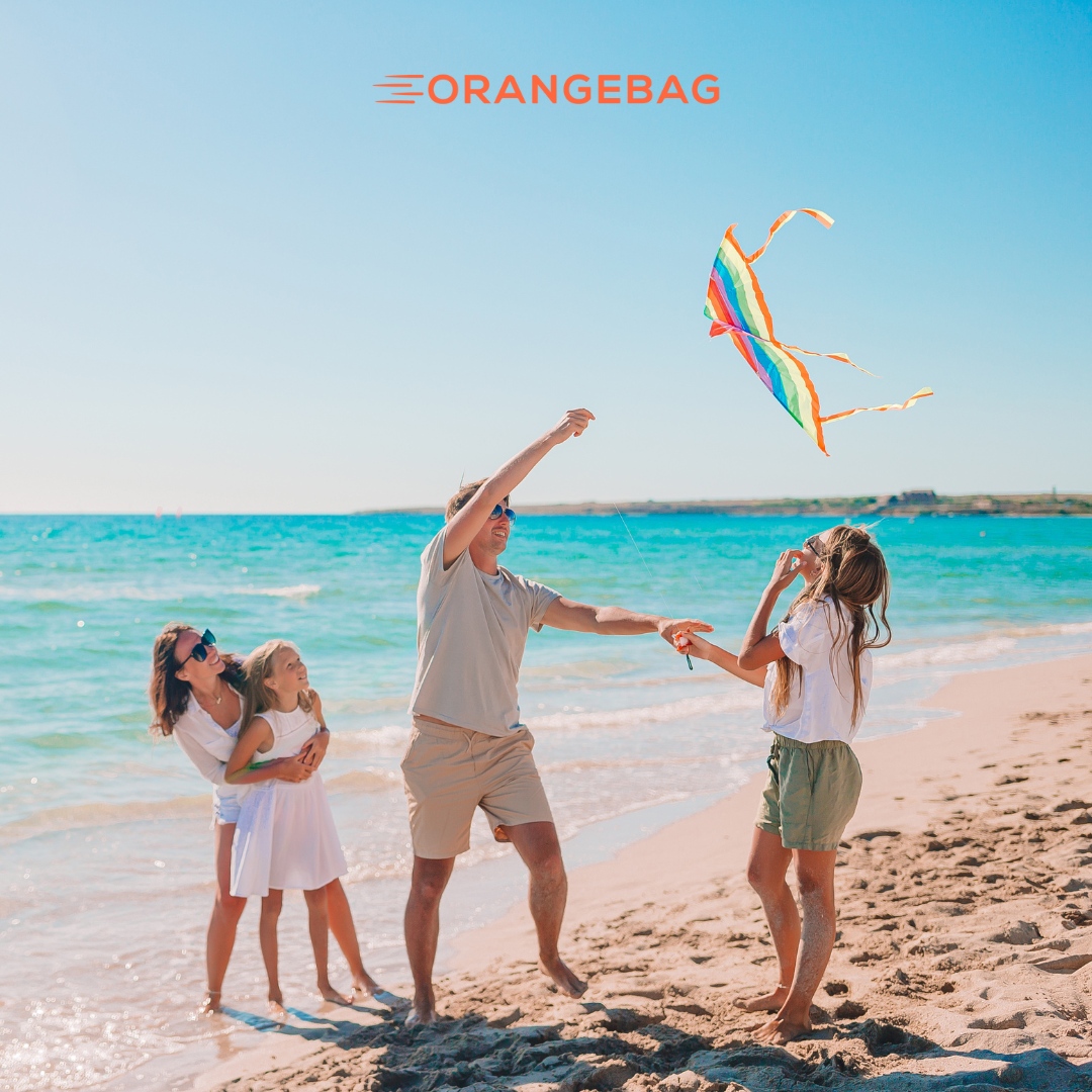 Heads up, busy bees! 🐝 Have more time to create summer memories with your family and loved ones with our convenient and reliable dry cleaning services. 

#orangebag #orangebaglaundry #laundryservice #lifewithoutlaundry#summermemories⁠