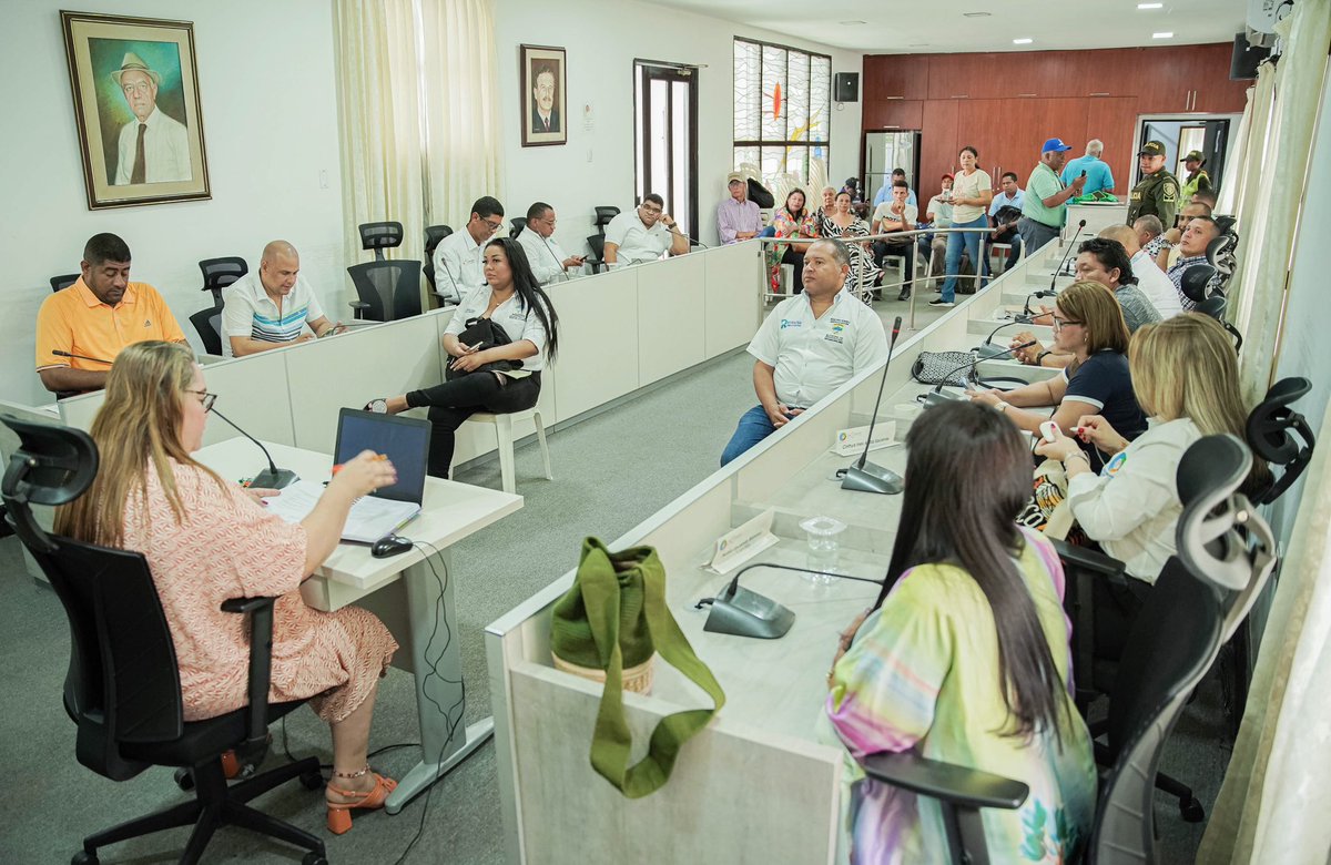 concejoriohacha's tweet photo. En el @concejoriohacha instalamos las sesiones extraordinarias convocadas por la @AlcaldiaRcha, con el objetivo de dar trámite correspondiente al estudio de proyectos de acuerdo presentados por la administración distrital. 

#ConcejodeRiohacha https://t.co/PRfBDlQBRB