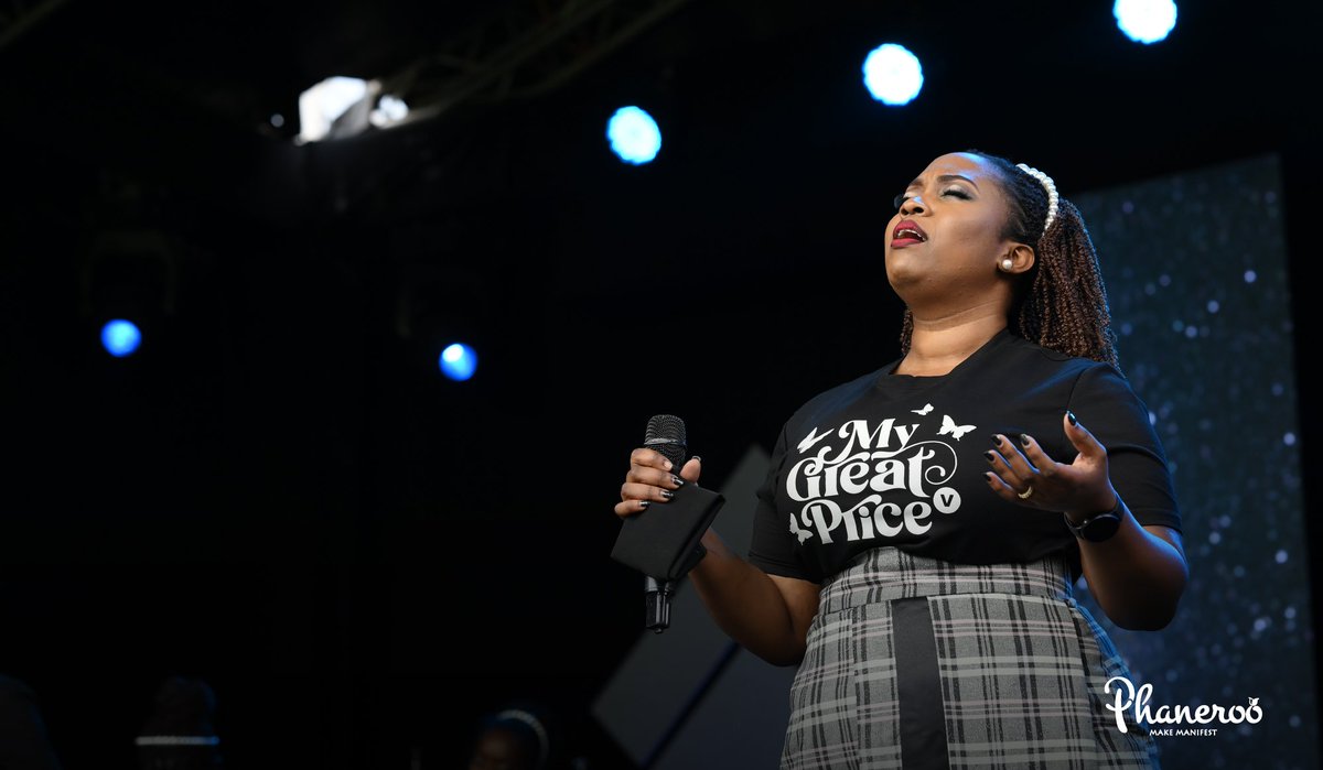 The Spirit of God has made me; the breath of the Almighty gives me life. (Job 33:4 NIV)

bit.ly/Phaneroo441

#Intercession
#Phaneroo
#LiveNow