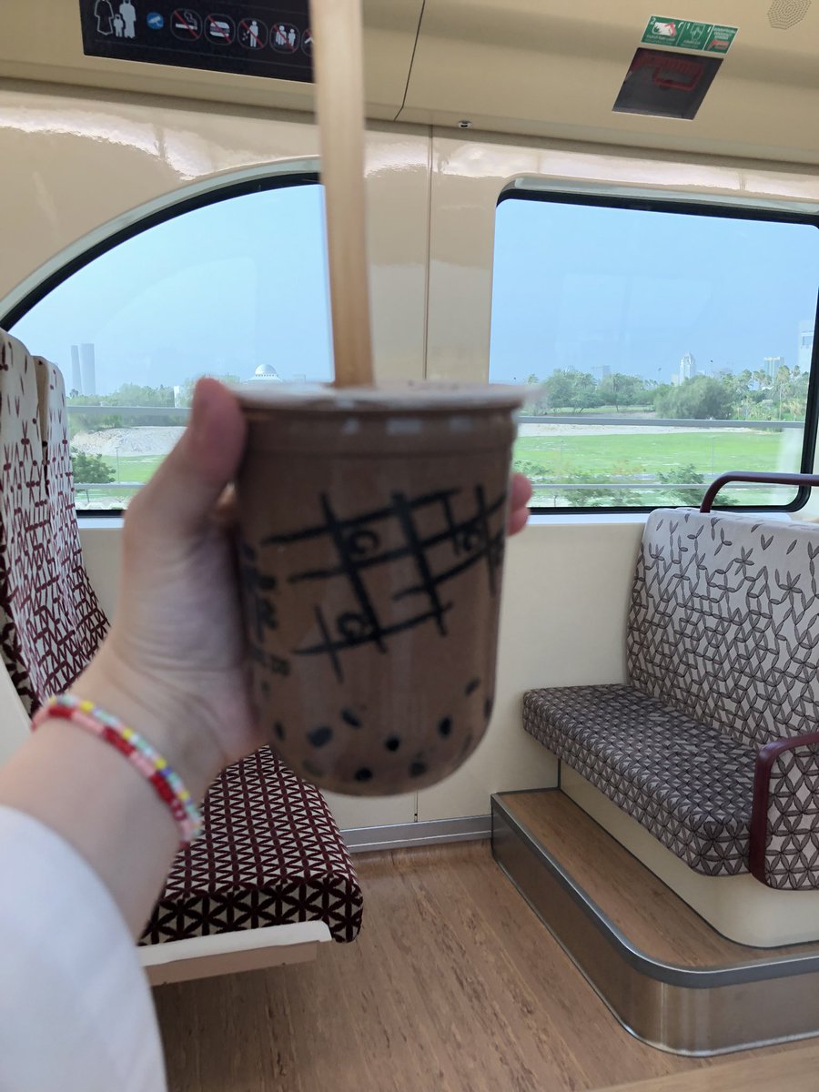 Reehyun_'s tweet photo. Summer Training: Ortho: Week 1 ✅
اليوم بعد الدوام، رحت بالمترو لمحطة مشيرب خصيصاً عشان أكافئ نفسي واشتري لي مشروب البوبا المفضل 🥰🧋💜
كان أسبوع طويل ومتعب شوي ولكني الحمدلله استمتع بوقتي لما أروح وأقابل المرضى والفيزيوز في الأورثو، وأرتاح لما أتطمن على جدي 🥺🙏🏻💜
#PTClass2023 https://t.co/BSSYJl18v4