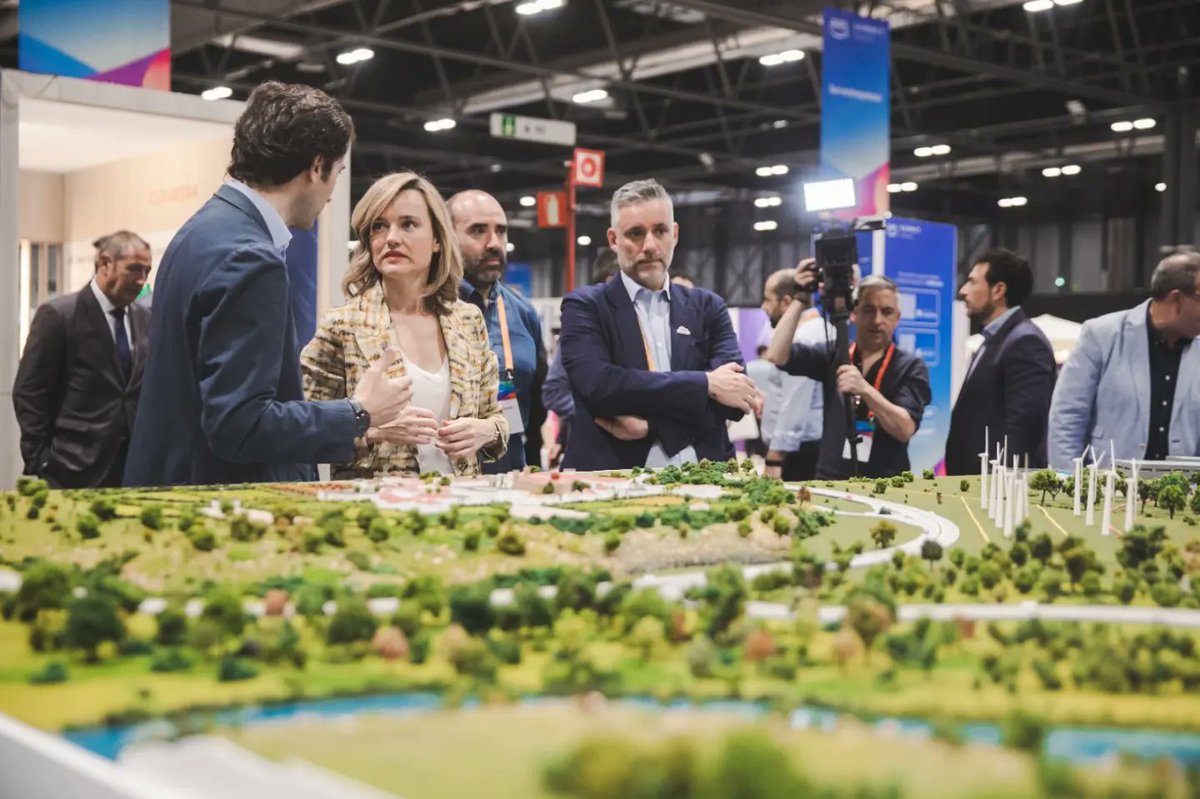 Pilar Alegría tweet media