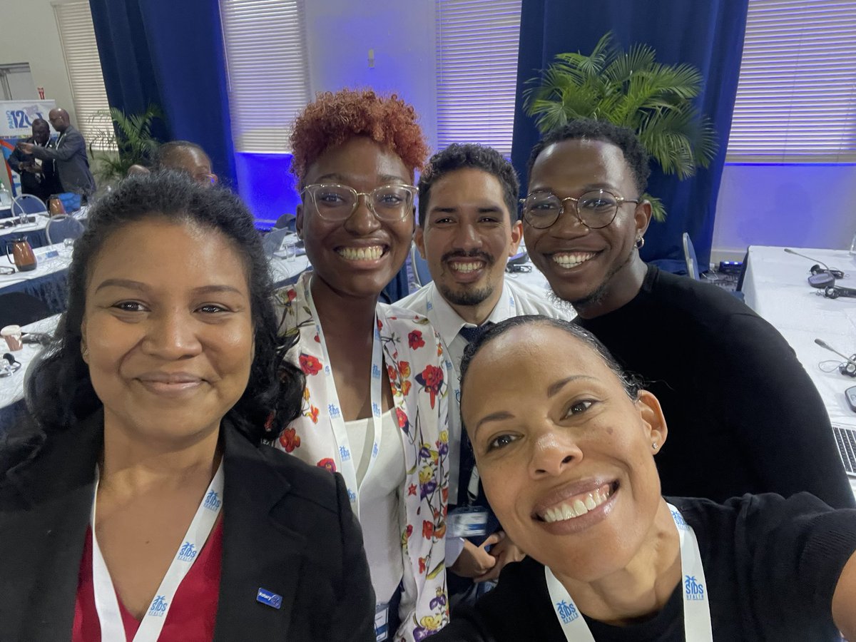 maishahutton's tweet photo. Hanging with the young people at the SIDS Ministerial Conference on NCDs &amp; MH. @HealthCaribbean @Chrishambz MindwiseTT LUI @pierrecookejr💪🏽 https://t.co/5r9G7WkDxA
