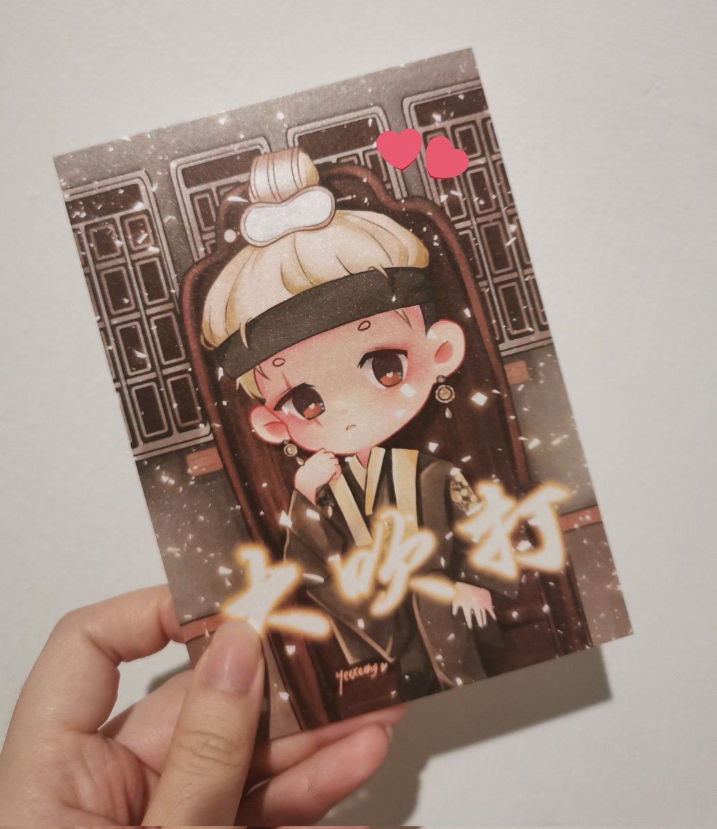 yeexeeng_'s tweet photo. Hello armys!!

will be going to AGUSTD concert on 18th june and will be giving out free prints (limited quantity)!!

to redeem:
✨ follow, RT &amp; like this post
✨ 1x print/ person + no resell please! 
✨ location + time tba 💜

#D_DAY_TOUR_SINGAPORE
#AgustD_SUGA_Tour_in_Singapore https://t.co/U3BhDekcOg