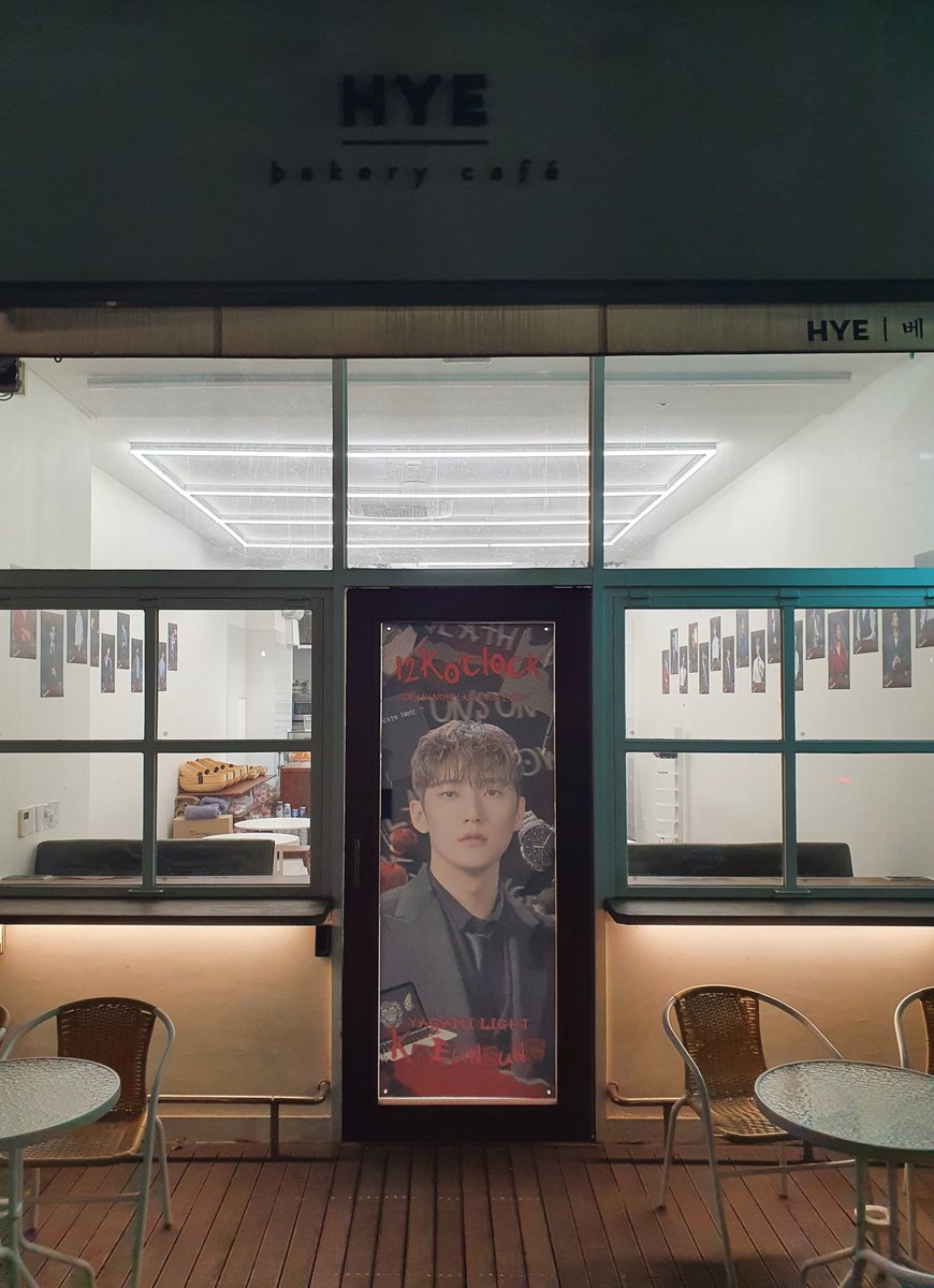 Ko_support_'s tweet photo. 데스노트 고라이토 막공 카페 🕛 

✧ 230616~230618
✧ 카페하이 HYE
✧ DP 살짝 엿보기👀🔥

#12_KO_clock
#이_게임은_고라이토_네_승리야_완벽했어
#고은성_너에게_내_모든걸_줄게 https://t.co/MHS49eEiYK
