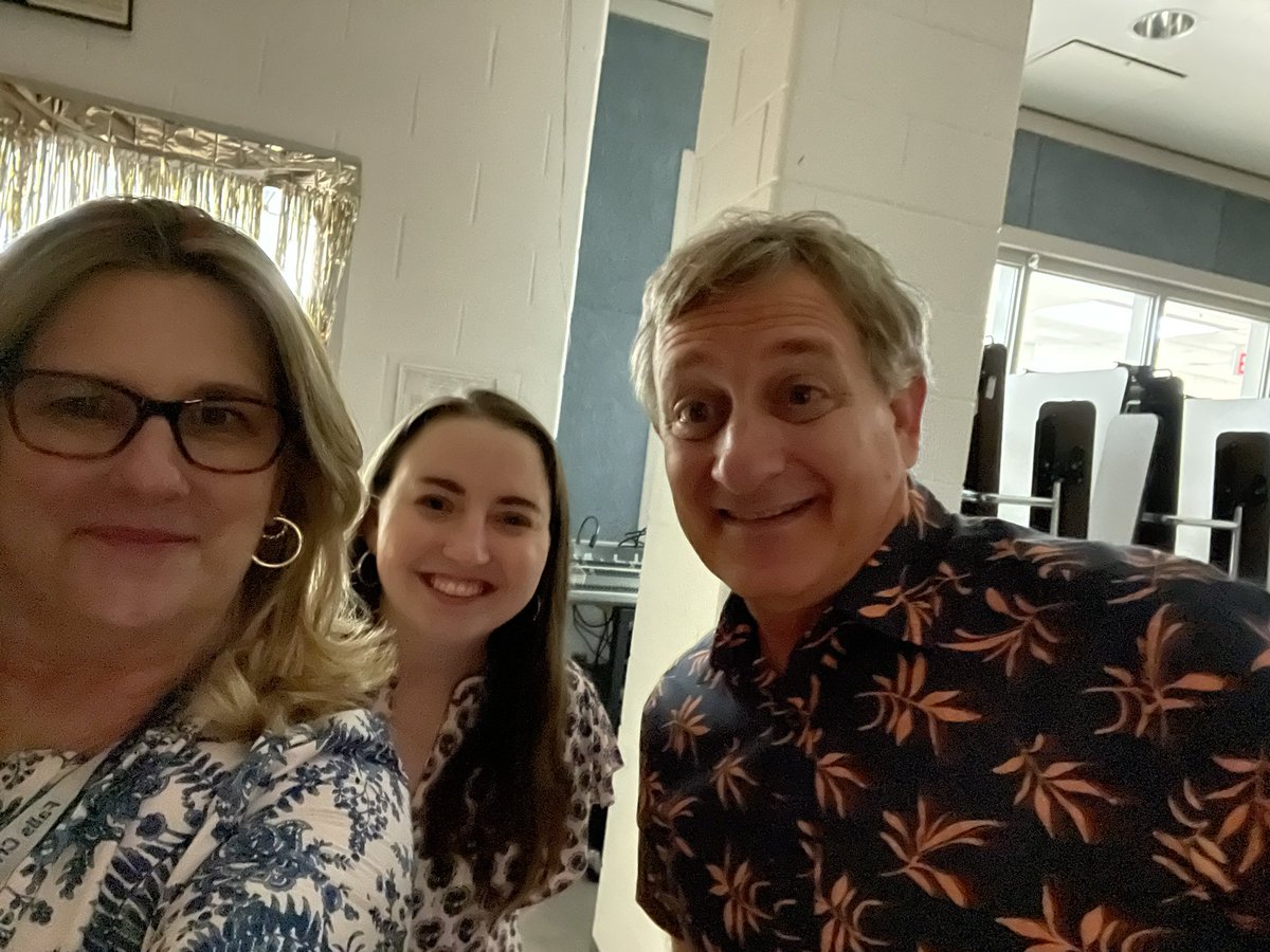 clarebournigal's tweet photo. @MrsRothScience @MandelRoss @mehscrivener  and Ms Craig. ( not pictured- Ms. Phillips) Thanks for making this dance so much fun!! @mehms https://t.co/2UKMZ9rQxz