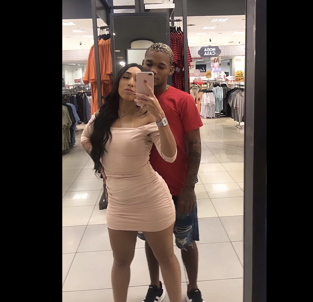 loiraotrnbl's tweet photo. porra,,,,,eu não aguento mais pegar minhas coisas pra ir embora de casa… você me estressa muito mais eu te amo pra caralho!! tem q amar muito mesmo, 3 anos e 423 separaçõess, se não for pra ser, vai ter que ser pq não aturei esse tempo todo atoa não!! te amo.❤️🙏🏼 https://t.co/N97cRarGZv