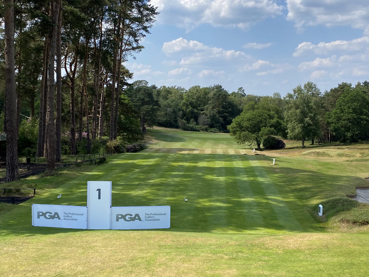 Liphook Pro Am today. The sun is out. The breeze is light and the greens are true and fast. Scoring is tricky, but the banter more than makes up for those missed points!
<a href="/PGASouth/">PGASouth</a>, the Liphook Club team and our greens team thanks for your help organising and running the day!