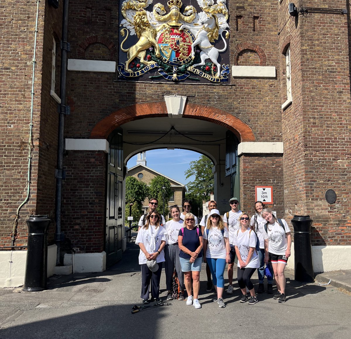 The London #MesoMiles team made it to Chatham Dockyard to meet Denise @LASAG_UK! Now time for a well-deserved pint… 😎🍻