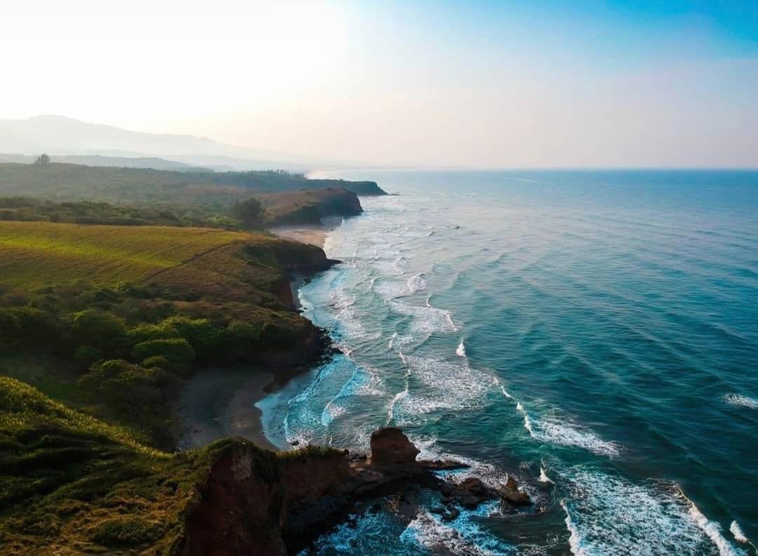 NATURALEZAV3's tweet image. Playita.