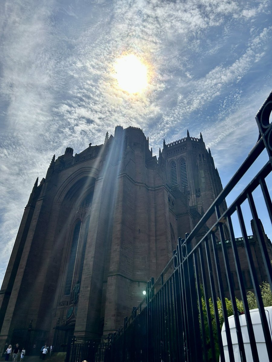 The start of Amelie’s <a href="/asmyear6/">@asmYear6</a> leavers services…watching her carry the school flag down the aisle of the cathedral to all her friends 😍😭🥹 it’s gonna be an emotional few weeks 🥹 xx