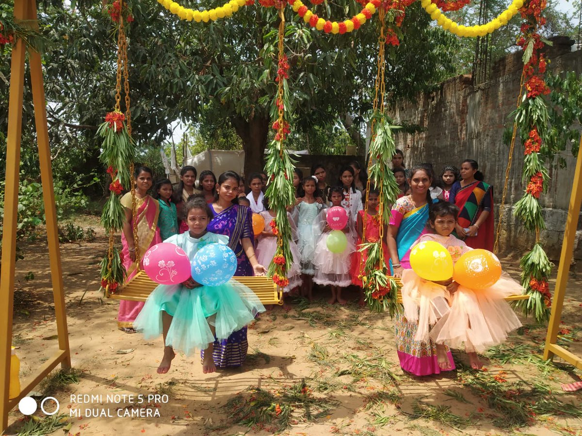 CciSeva's tweet photo. ସେବା ସମାଜ ଜବରଗୁଡା ଶିଶୁ ଯତ୍ନ ଅନୁଷ୍ଠାନ ରେ‌ ଓଡିଶାର ଗଣ ପର୍ବ ରଜ ପାଳନ।
@DM_Rayagada 
@OSCPSODISHA 
@WCDOdisha 
@MinistryWCD 
@SamajCare https://t.co/Z7nOM3dczE