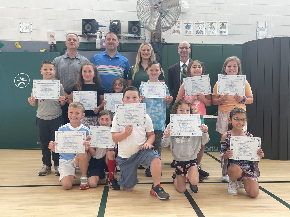 brewsterschools's tweet photo. ⚽️Today 12 JFK 2d graders received an award for Elementary Education Student Leadership from the New York State Association of Health, Physical Education and Recreation for their outstanding performance &amp; achievements in physical education. #BrewsterPride https://t.co/FmOOhG7zJU