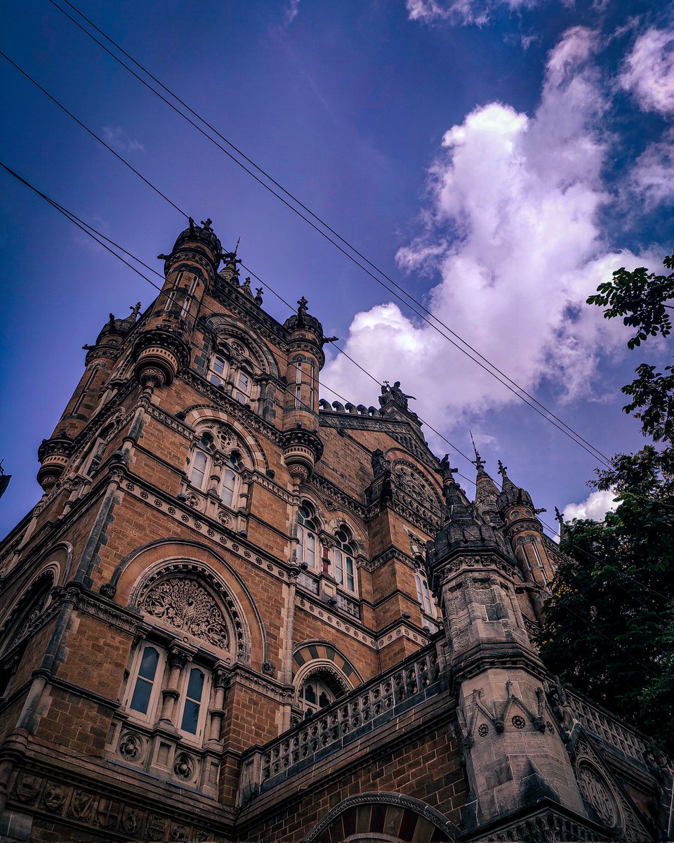 CSMT❤️
#chhatrapatishivajimaharajterminus #cst #csmt #mumbai #mumbaimerijaan #mumbaiphotography #mumbaidiaries #mumbaiscenes #mumbaicity #mumbailife #मुंबई #mumbai_in_clicks #mumbaigram #mymumbai #mumbaiclicks #photography #photographers_of_india #mobilephotography