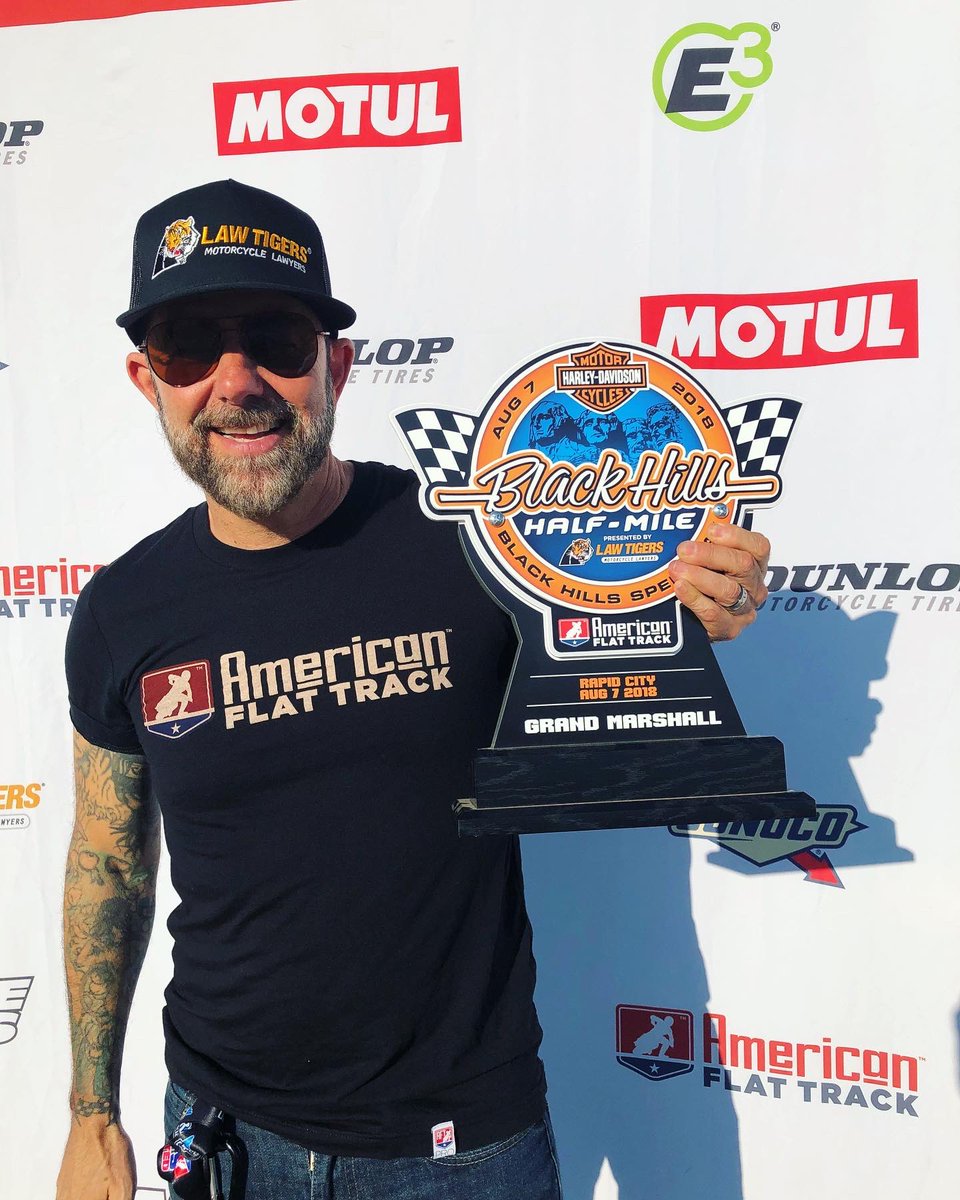 Lea Vendetta tweet media