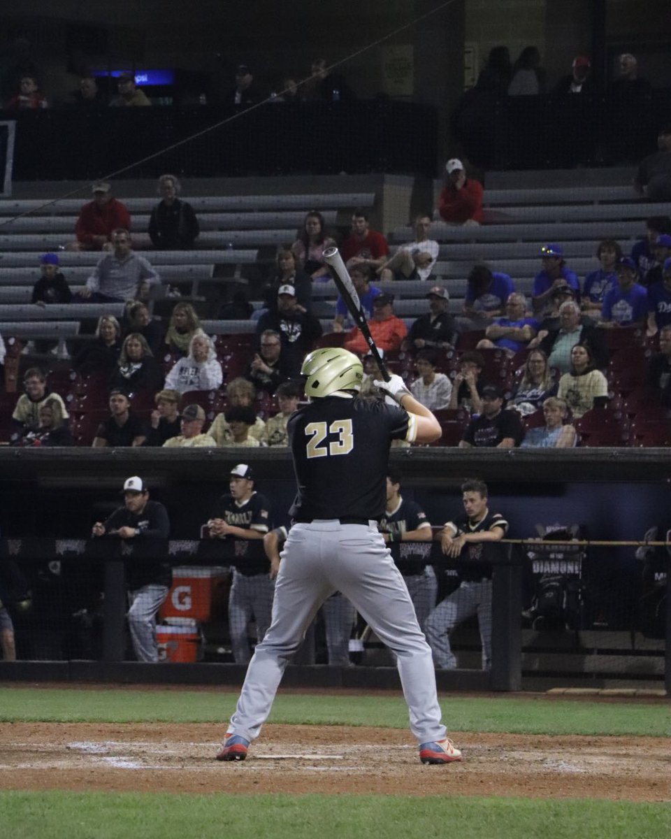 wiaawistate's tweet photo. Franklin Sabers #wiaabase https://t.co/MIOfeJNk6p