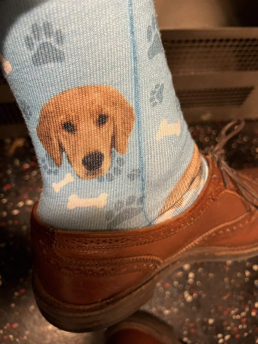 MarcusReports's tweet photo. Broke out some special socks for today’s #d1techsummit https://t.co/24lgcvXFiR