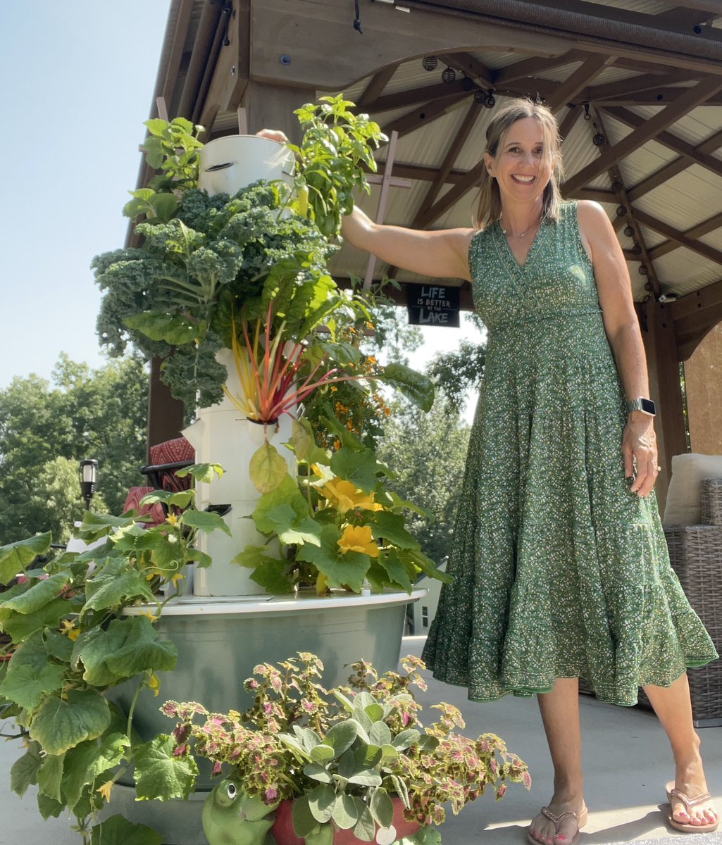 Grow a Garden anywhere with the Tower Garden 🌱🌱
