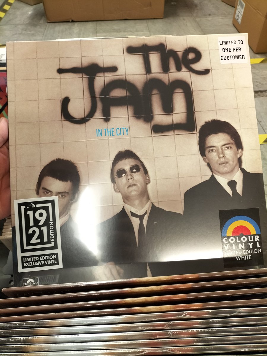 hmv Hull tweet media