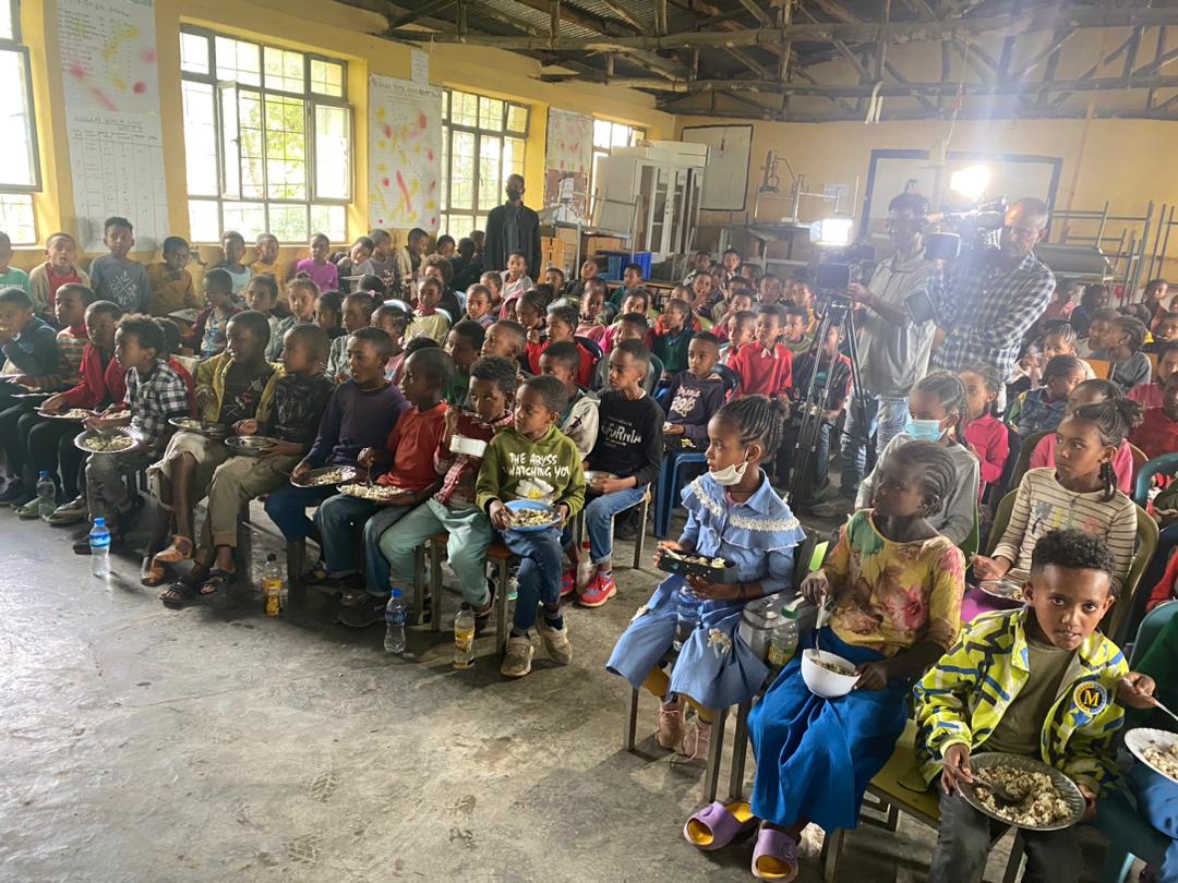 ProfKindeya's tweet photo. Mekelle has launched today a feeding program in 44 public schools for 55,000 children! Kudos to the hard working team that worked on this important initiative, the city leadership &amp; partners! A timely intervention &amp; we will scale it up. https://t.co/38O5pjaijD