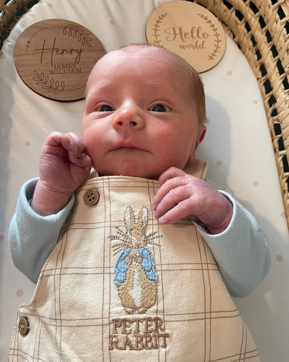 Three weeks ago today my life changed forever as we welcomed Henry James William Tozer into the world 💙

He brings so much joy to our lives and we’re all besotted with him