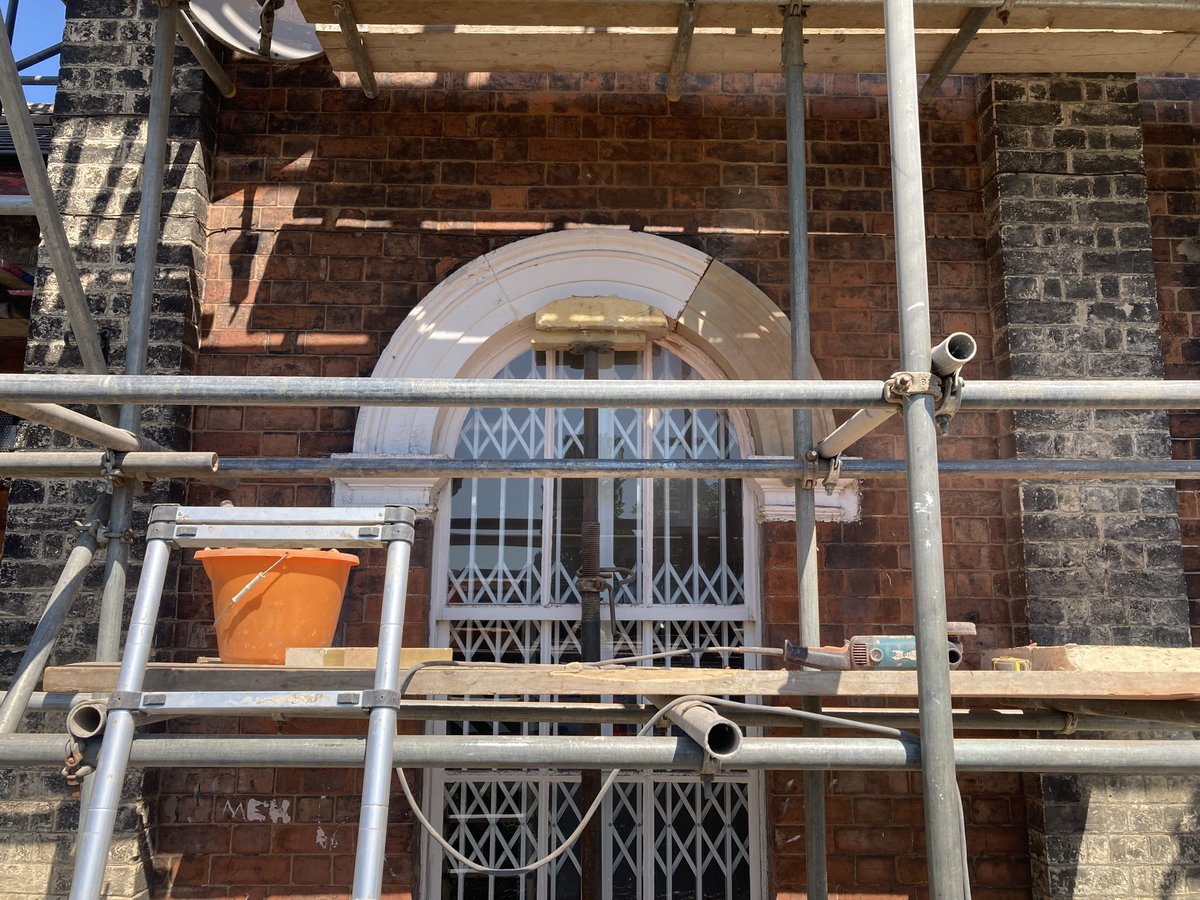 A look behind the scenes!

Today we spent the morning on site at Stepney Station, where exciting improvements to the historic stonework are underway.

#HullHistory
#BeverleyRoad
#StepneyStation

@HeritageFundNOR @HeritageFundUK @Hullccnews