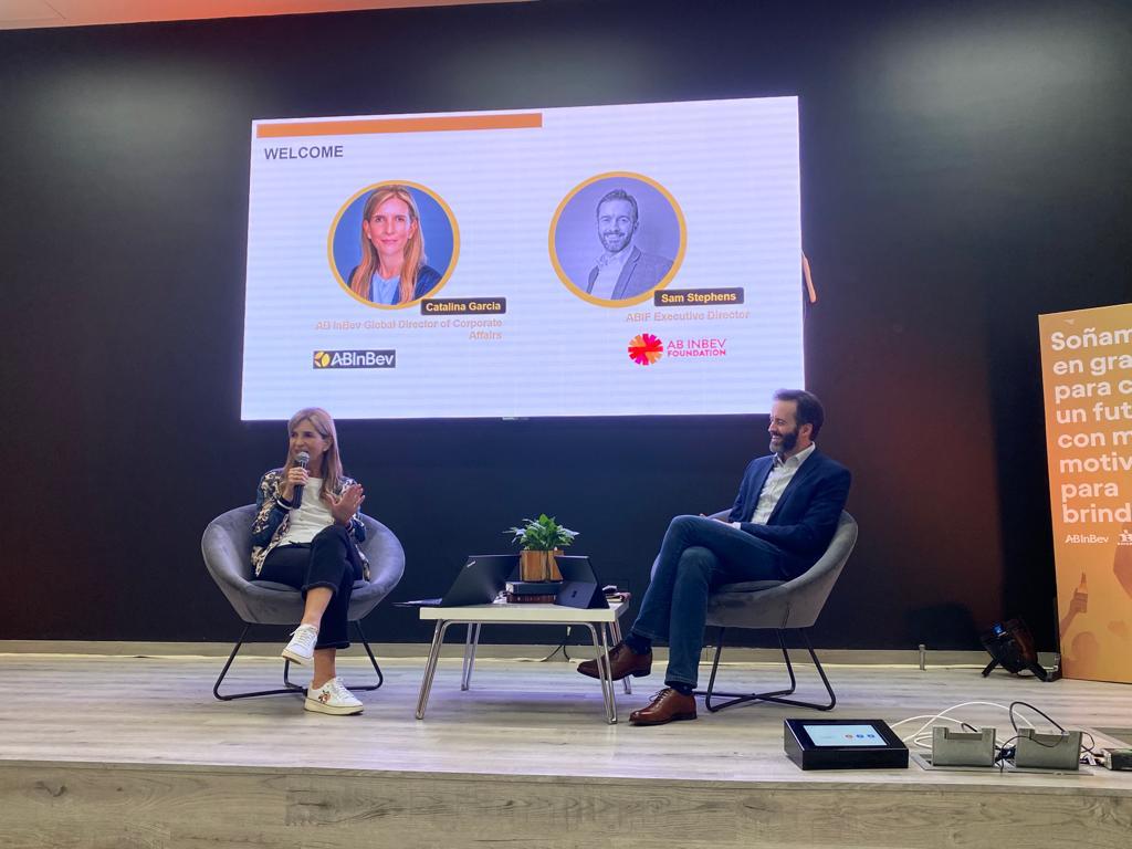 catalinitaga's tweet image. The recent @ABInBev Smart Drinking Workshop was amazing, helping us find new #SmartDrinking &amp;amp; #SocialNormsMarketing ideas &amp;amp; share best practices. Thanks to all for joining, to @Latimpacto &amp;amp; @JonLevyTLB for sparking our creativity, and to @SergioRincon &amp;amp; @Bavaria for hosting!