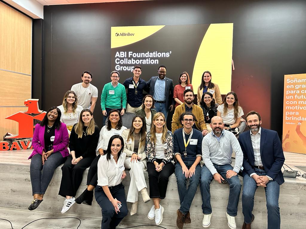 catalinitaga's tweet image. The recent @ABInBev Smart Drinking Workshop was amazing, helping us find new #SmartDrinking &amp;amp; #SocialNormsMarketing ideas &amp;amp; share best practices. Thanks to all for joining, to @Latimpacto &amp;amp; @JonLevyTLB for sparking our creativity, and to @SergioRincon &amp;amp; @Bavaria for hosting!