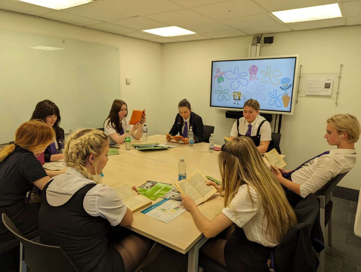 Wallace High English tweet media