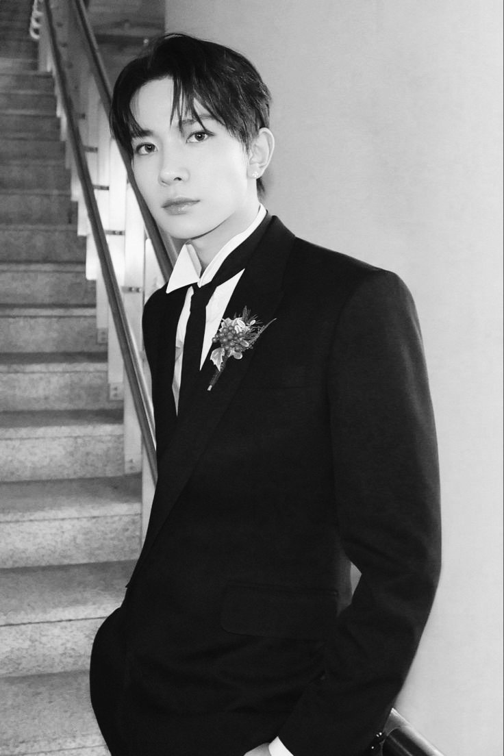 mozzarchive's tweet image. #ddeungromi

did we make it?                    yes, we did.