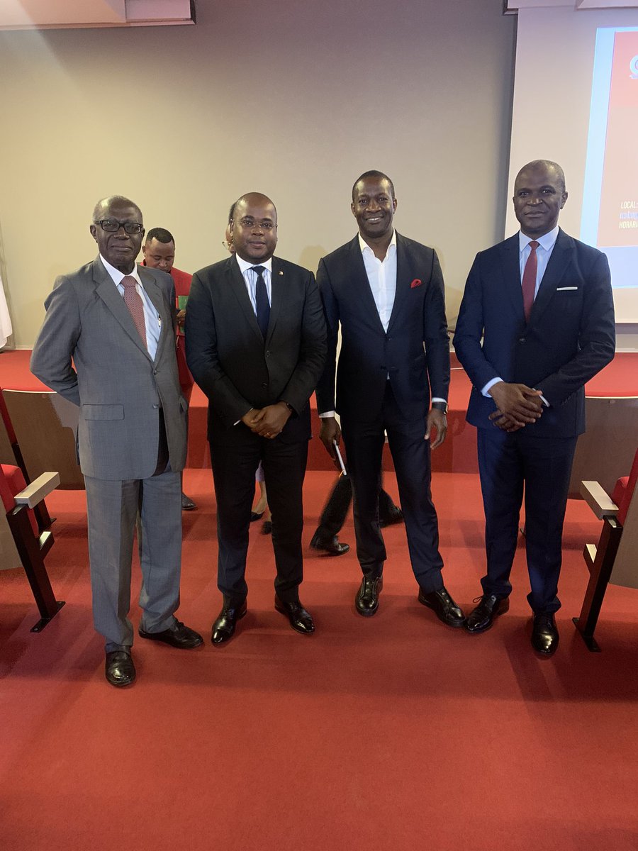 CapitaOctavio's tweet photo. Fórum (restrito) de reflexão avançada, aberta e informal sobre tópicos jurídicos.

Tema central: O perfil do Magistrado Judicial. 🇦🇴

Agradeço o honroso convite do Centro de Investigação em Direito da Universidade Católica de Angola. https://t.co/rk6U9pGOK8