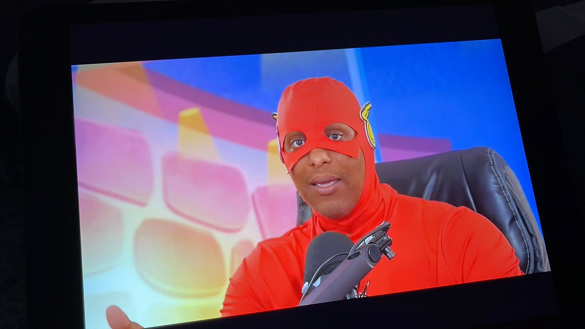 SlowpokeFelitos's tweet photo. @theFlash The only Flash Iโm seeing this week is from @doubletoasted_ #doubletoasted https://t.co/9QUnbvVyFB
