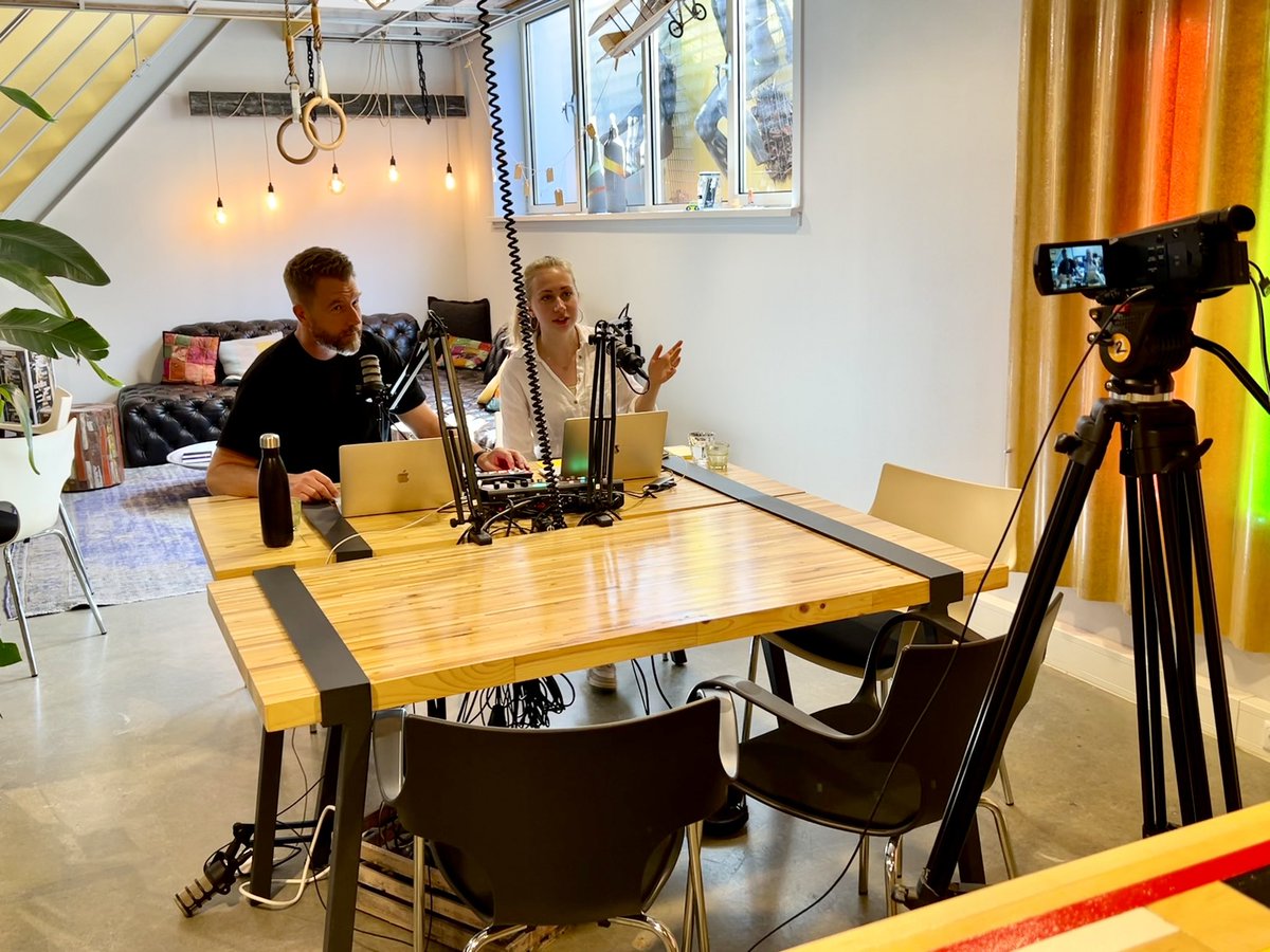 Vanmiddag kwamen we met mensen van over de hele wereld samen. Van Panama tot Beijing en van Helsinki tot Kaapstad. We delen kennis en inzichten over hoe onze wereld verandert en welke initiatieven we zien. Vanuit verschillende perspectieven. En altijd door de bril van #Futurise.